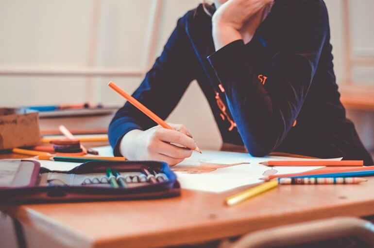 school-gdc04ce36c_640